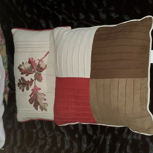 2 - MADISON PARK Jackson Blocks Faux Suede Accent Throw Pillows-Embroidered-EUC - Picture 16 of 16